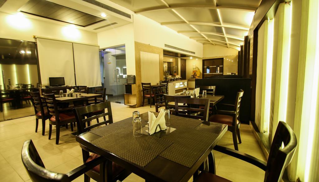 Hotel The Prime Balaji Deluxe At New Delhi Railway Station - Free Airport Pickup Exterior foto