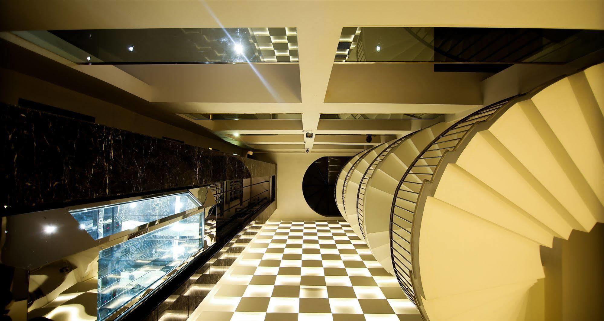 Hotel The Prime Balaji Deluxe At New Delhi Railway Station - Free Airport Pickup Exterior foto